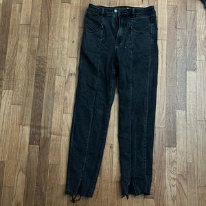 Stradivarius; Mom Slim Black